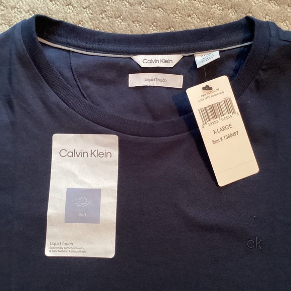 Calvin Klein🆕Classic Navy Blue Liquid Touch Tee, crew neck,ultra soft cotton, XL - Picture 6 of 9